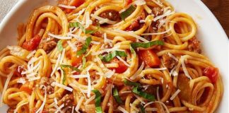 TURISMO, 40% SPESA STRANIERI PER LA TAVOLA