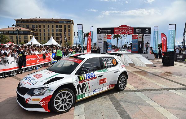 I GIOVANI CONQUISTANO LA CORSICA CON I PIRELLI