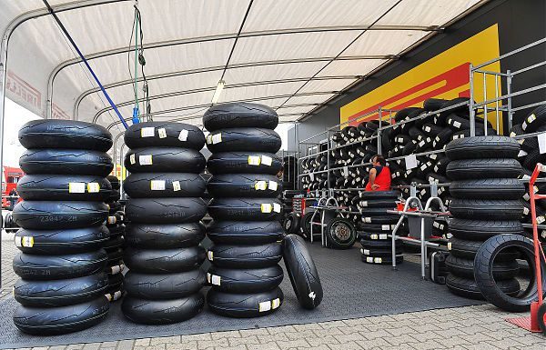 PIRELLI CON DUE NOVITÀ NELLA CATTEDRALE DELLA VELOCITÀ