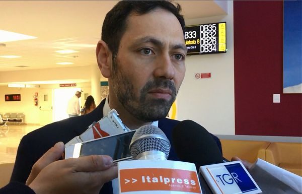 Vaccino, Razza “Campagna va più lenta a causa del caldo”