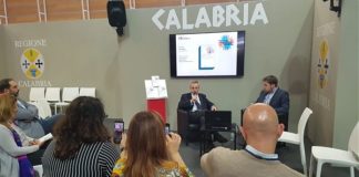 INAUGURATO STAND CALABRIA A SALONE LIBRO TORINO