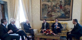 SALVINI: “SMUSSARE ANGOLI O SI TORNA AL VOTO”