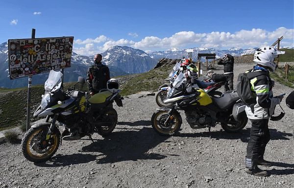 IN VIAGGIO CON SUZUKI ALLA SCOPERTA DEL MONDO