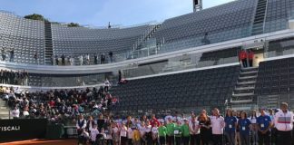 IN 600 AL FORO ITALICO PER RACCHETTE DI CLASSE