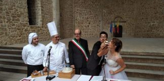 LA FUITINA SBAGLIATA, I SOLDI SPICCI”FIERI PER OPERA PRIMA”