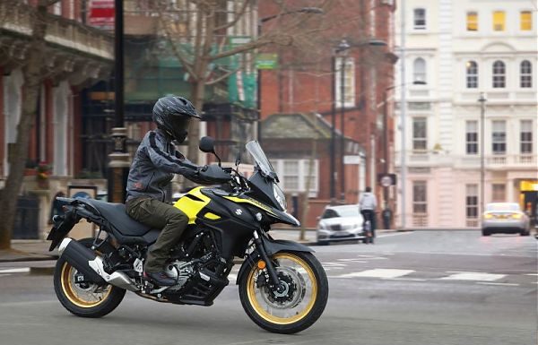 SUZUKI DEMORIDE TOUR IN SARDEGNA E VENETO