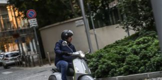 VESPA ELETTRICA, QUANDO IL CLASSICO DIVENTA GREEN