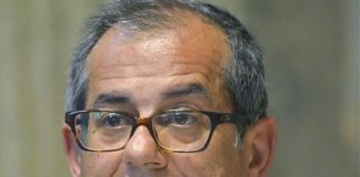 TRIA “NESSUNA USCITA DALL’EURO”