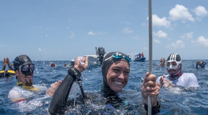 ZECCHINI RECORD IN APNEA “ORA MONDIALI INDOOR”