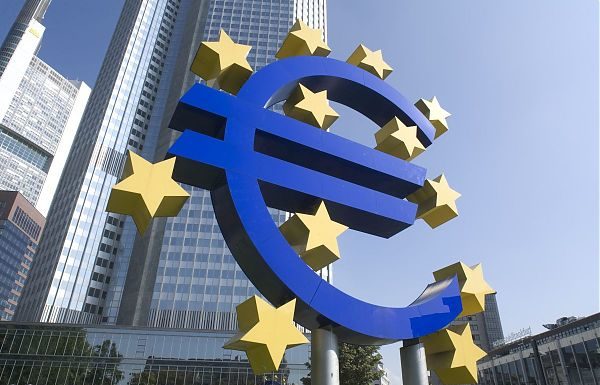 BCE “I PAESI CON DEBITO ELEVATO SIANO PRUDENTI”