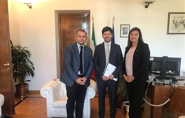GLI INFERMIERI AL MINISTRO SPERANZA “ATTUARE IL PATTO PER LA SALUTE”