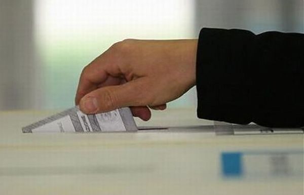 LEGGE ELETTORALE, LIGURIA E BASILICATA DICONO SI’ AL REFERENDUM