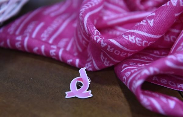 TUMORI AL SENO, A OTTOBRE CON FRECCIAROSA LA PREVENZIONE SI FA SUL TRENO