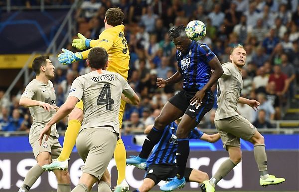 A MILANO ATALANTA-SHAKHTAR DONETSK 1-2, NERAZZURRI BEFFATI AL 95°