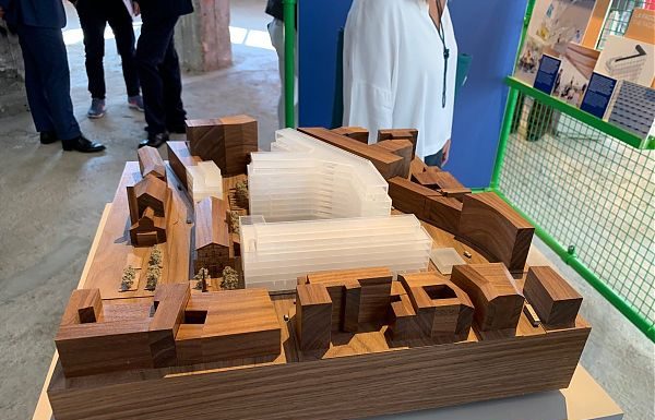 MILANO, SECONDA VITA PER LA STORICA SEDE RAS