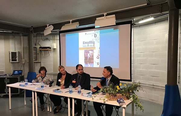 SALUTE, IN UN LIBRO “L’EMOFILIA DALLA A ALLA Z”