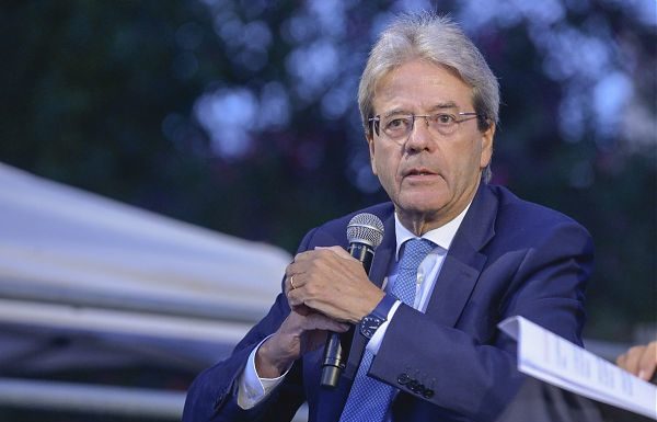 UE, GENTILONI “FLESSIBILITÀ PER AIUTARE GLI INVESTIMENTI”