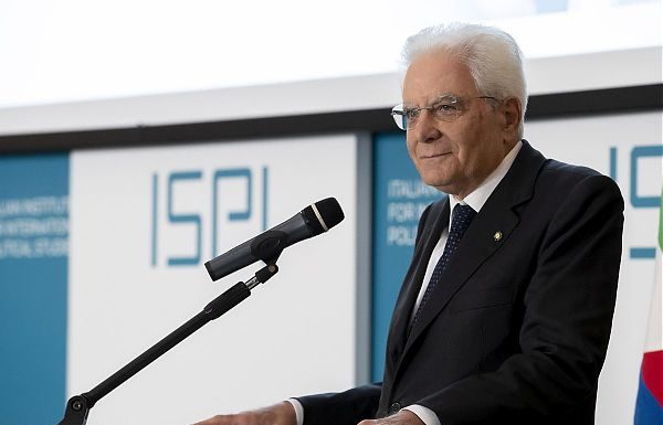 MATTARELLA “DAZI PERICOLOSI, EUROPA PIÙ COESA È PIÙ FORTE”