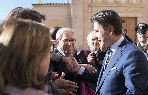 CONTE “IN UN PAESE PIU’ GIUSTO MENO TASSE PER GLI ONESTI”
