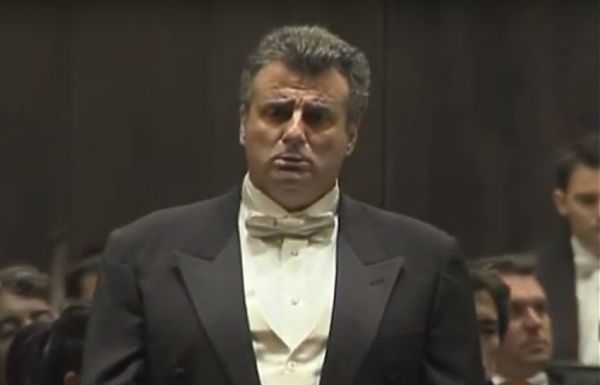 STRONCATO DA UN INFARTO IL TENORE MARCELLO GIORDANI