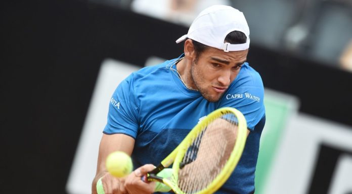 BERRETTINI IN SEMIFINALE A SHANGHAI, MEDVEDEV ELIMINA FOGNINI