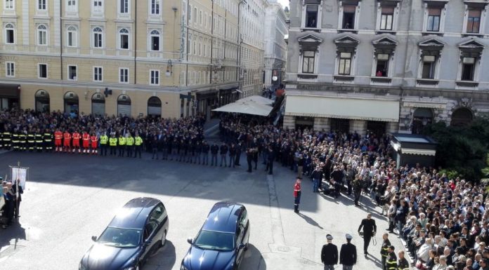A TRIESTE I FUNERALI DEI DUE AGENTI UCCISI