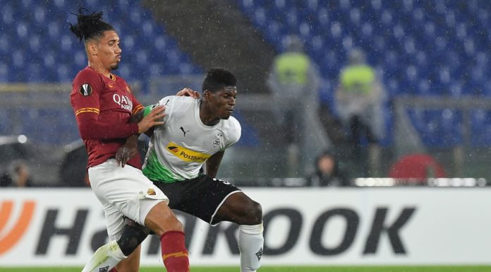 ROMA BEFFATA IN EUROPA LEAGUE, IL MOENCHENGLADBACH FA 1-1 AL 95′