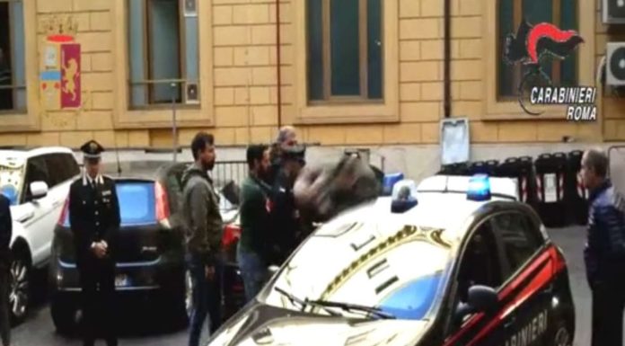 GIOVANE UCCISO A ROMA, FERMATI E PORTATI IN CARCERE DUE 21ENNI