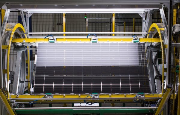 NASCONO A CATANIA I PANNELLI SOLARI DEL FUTURO