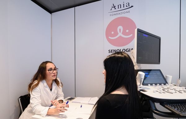 CHECK UP MEDICI GRATUITI IN PIAZZA, AL VIA LO STREET HEALTH TOUR ANIA