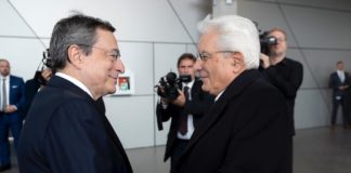 MATTARELLA “IL CORAGGIO DI DRAGHI HA SALVATO L’EURO”