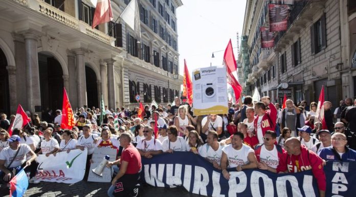 WHIRLPOOL, STOP A PROCEDURA DI CESSIONE PER STABILIMENTO DI NAPOLI
