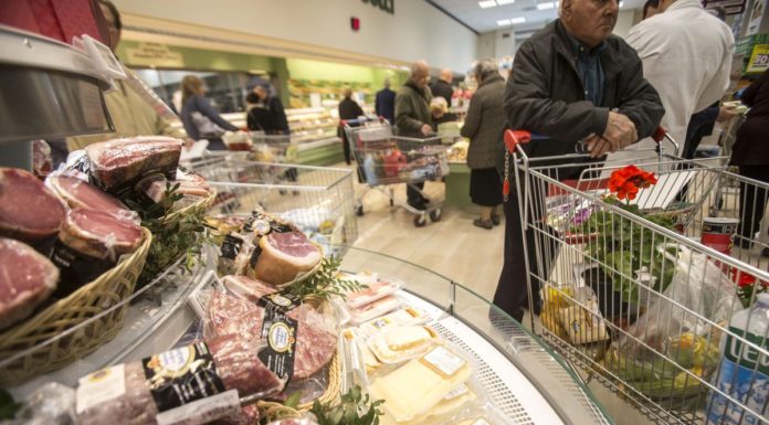 INFLAZIONE STABILE A OTTOBRE, CONSUMI DEBOLI