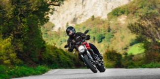 DUCATI PENSA AI NEO PATENTATI