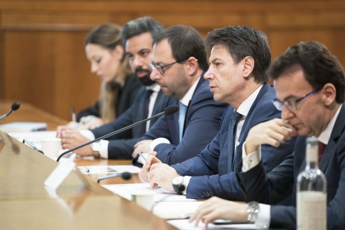 CONTE INCONTRA LE DELEGAZIONI FIOM, FIM, UILM SU WHIRLPOOL