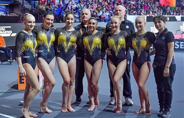 L’ITALDONNE CADE DALLA TRAVE MA VOLA A TOKYO