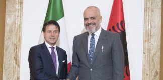 ALBANIA “NEGOZIATO CON L’UE È NOSTRO DIRITTO”