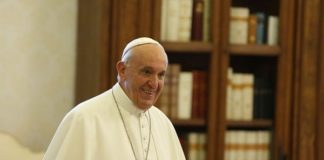 PAPA “GARANTIRE A TUTTI I DIRITTI FONDAMENTALI”