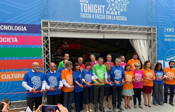 AL VIA MEETMETONGIHT, LA DUE GIORNI PER LA RICERCA SCIENTIFICA