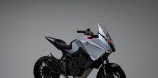 HONDA CB4 X CONCEPT UNA SPORTIVA PER TUTTI I GIORNI