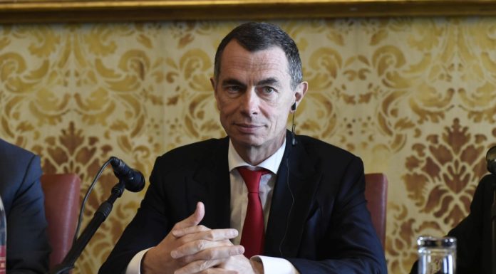 UNICREDIT CEDE LA PARTECIPAZIONE IN MEDIOBANCA