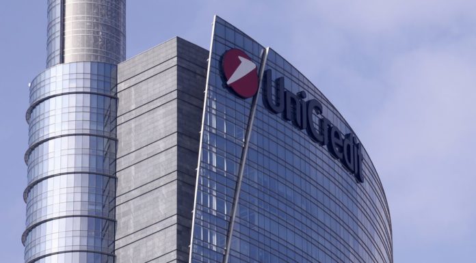 UNICREDIT, NEL TERZO TRIMESTRE L’UTILE NETTO SALE A 1,1 MILIARDI