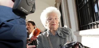 SCORTA A LILIANA SEGRE DOPO LE MINACCE