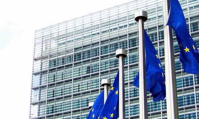 LA COMMISSIONE UE RIVEDE AL RIBASSO LA CRESCITA ITALIANA