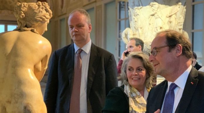 HOLLANDE IN VISITA AGLI UFFIZI