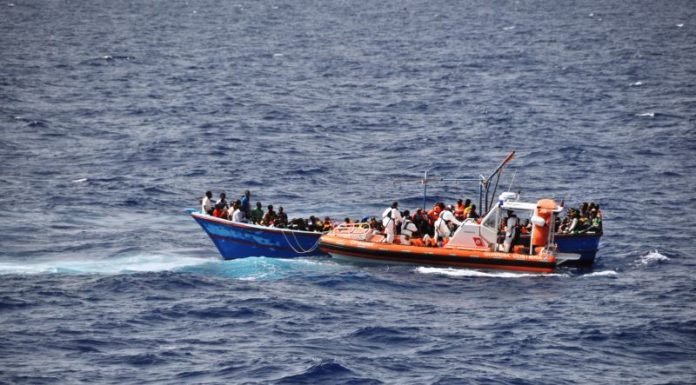 NAUFRAGIO LAMPEDUSA, RITROVATI DUE CADAVERI