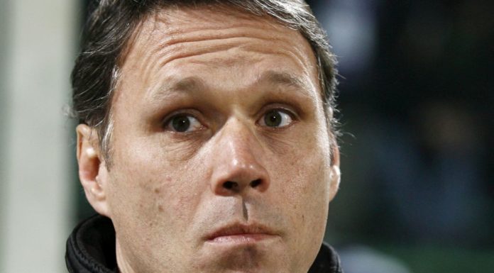 VAN BASTEN NELLA BUFERA PER ESPRESSIONE NAZISTA IN TV