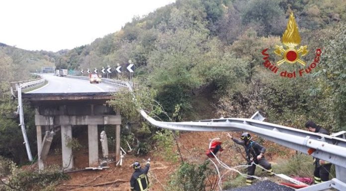 FRANA FA CROLLARE VIADOTTO DELLA A6