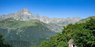 AMBORNETTI MONVISO RETREAT, RESORT SULLE ALPI