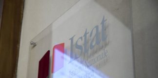 Istat, a marzo in calo la fiducia dei consumatori e delle imprese